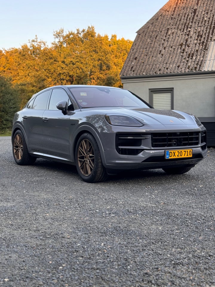 Porsche Cayenne S 3,0 E-Hybrid Coupé Tiptr. Van 5d