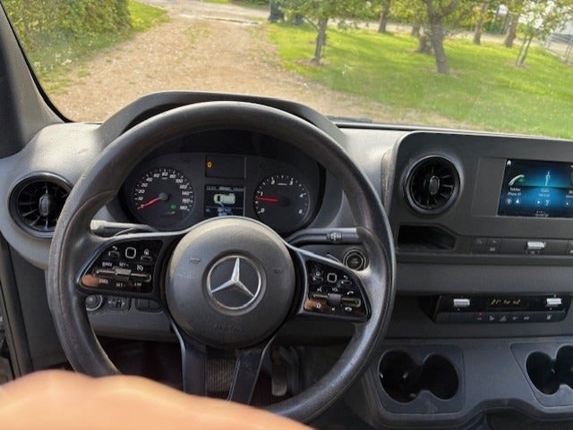 Mercedes Sprinter 319 3,0 CDi A2 Kassevogn aut. RWD