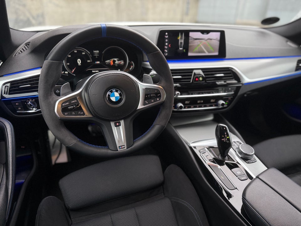 BMW 520d 2,0 M-Sport aut. 4d