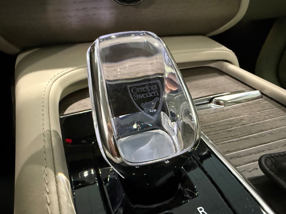 Volvo XC90 2,0 T8 ReCharge Ultimate Dark aut. AWD 7prs 5d