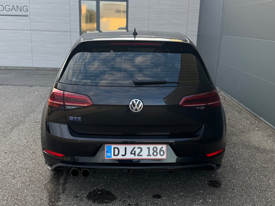 VW Golf VII 1,4 GTE DSG 5d