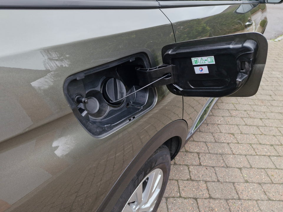 Peugeot 5008 1,2 e-THP 130 Active 7prs 5d