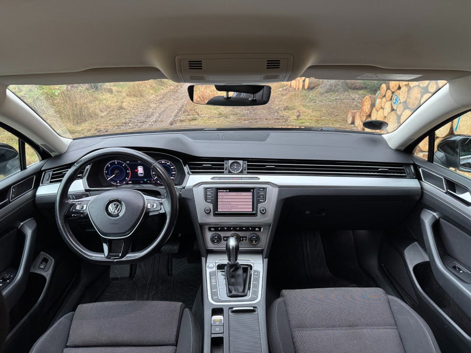 VW Passat 2,0 TDi 150 Comfortline Premium DSG 4d