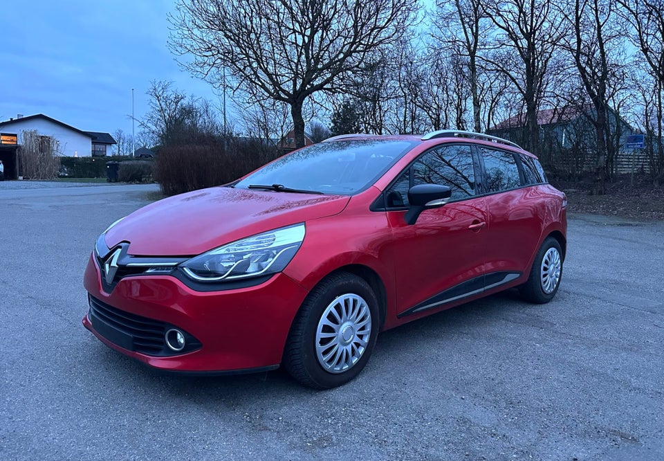 Renault Clio IV 0,9 TCe 90 Expression Sport Tourer 5d
