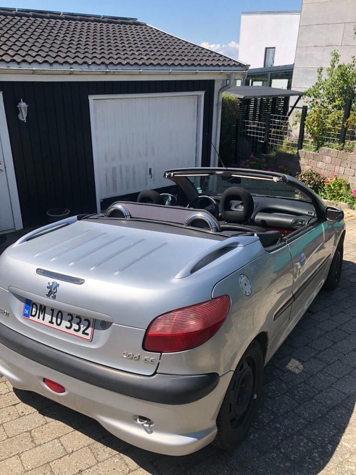 Peugeot 206 1,6 16V CC 2d