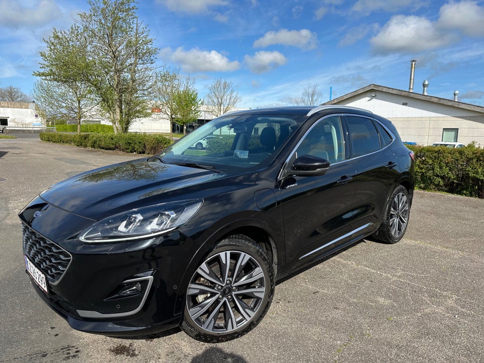 Ford Kuga 2,5 PHEV Vignale CVT 5d