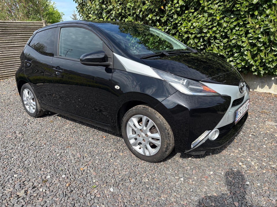Toyota Aygo 1,0 VVT-i x-cellence 5d