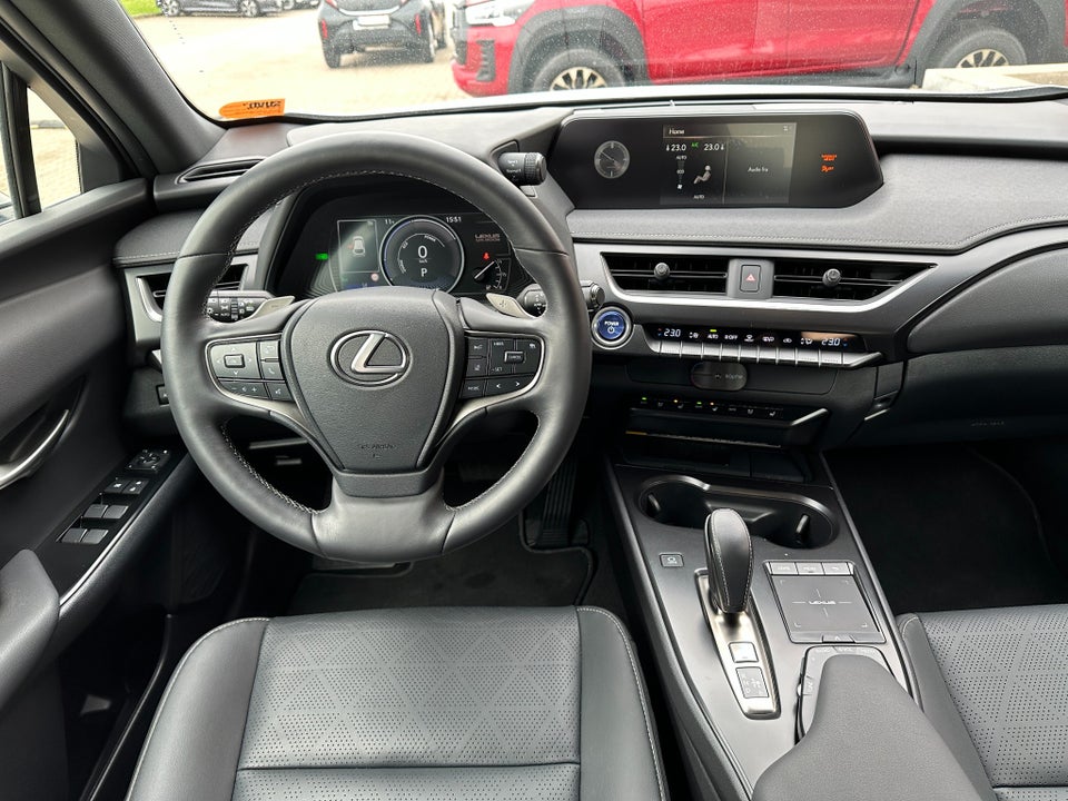 Lexus UX300e Premium 5d