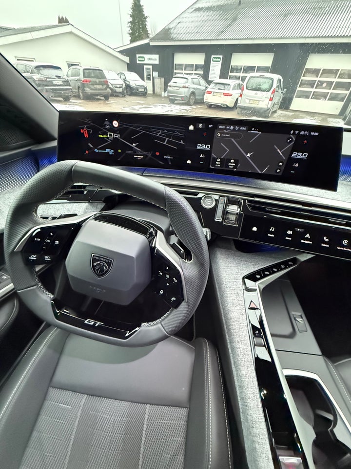 Peugeot e-5008 77 GT Pack 7prs 5d