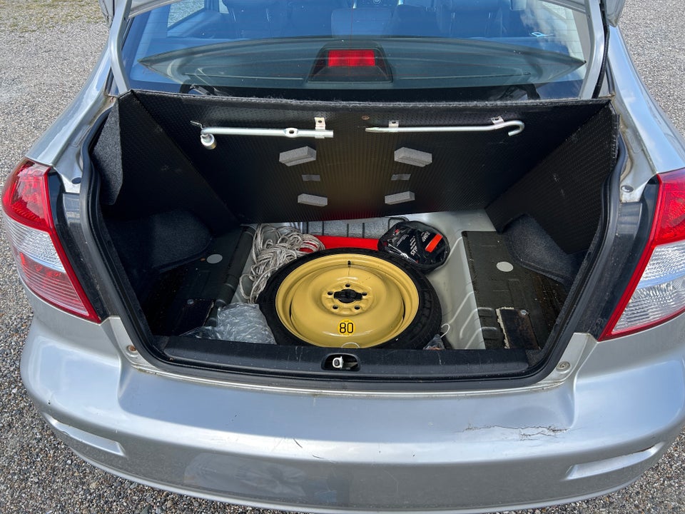 Suzuki SX4 1,6 GL 5d