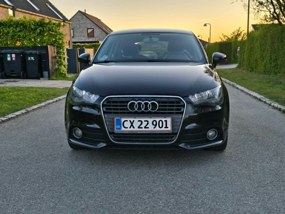 Audi A1 1,2 TFSi 86 Ambition Sportback 5d