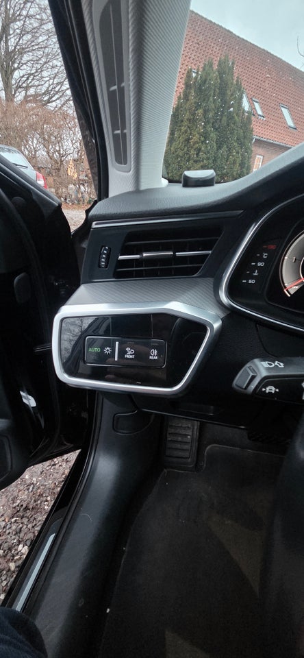 Audi A6 40 TDi Avant S-tr. 5d