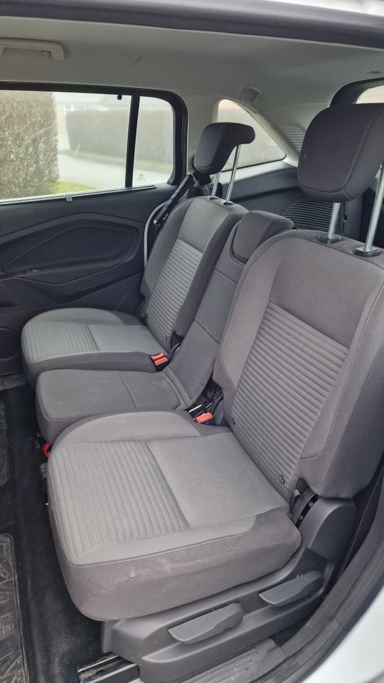 Ford Grand C-MAX 1,5 TDCi 120 Titanium 5d