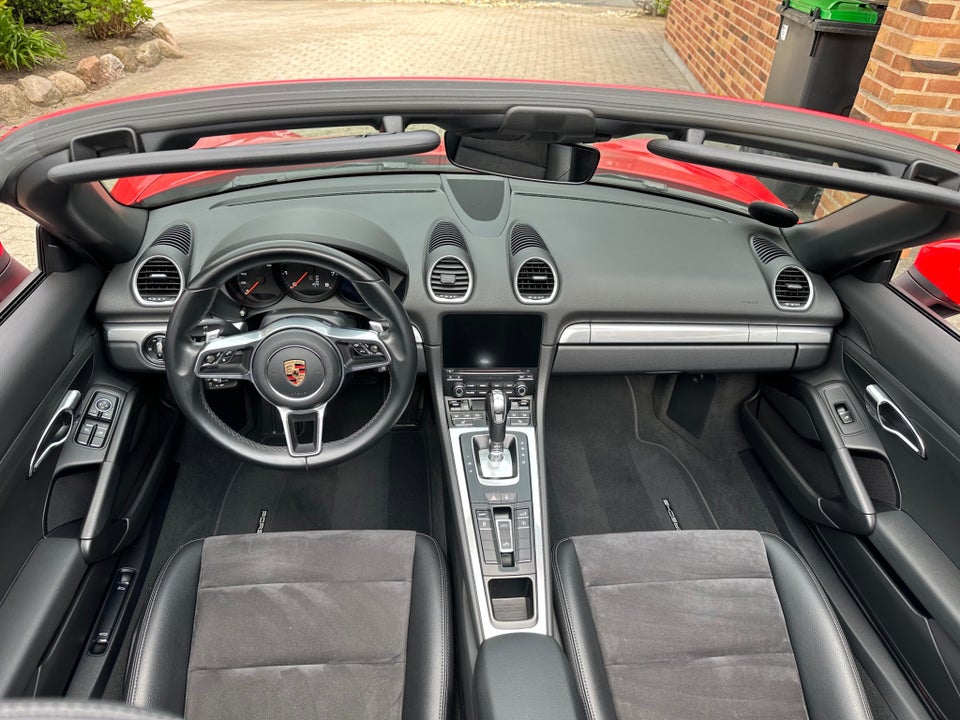 Porsche 718 Boxster 2,0 PDK 2d