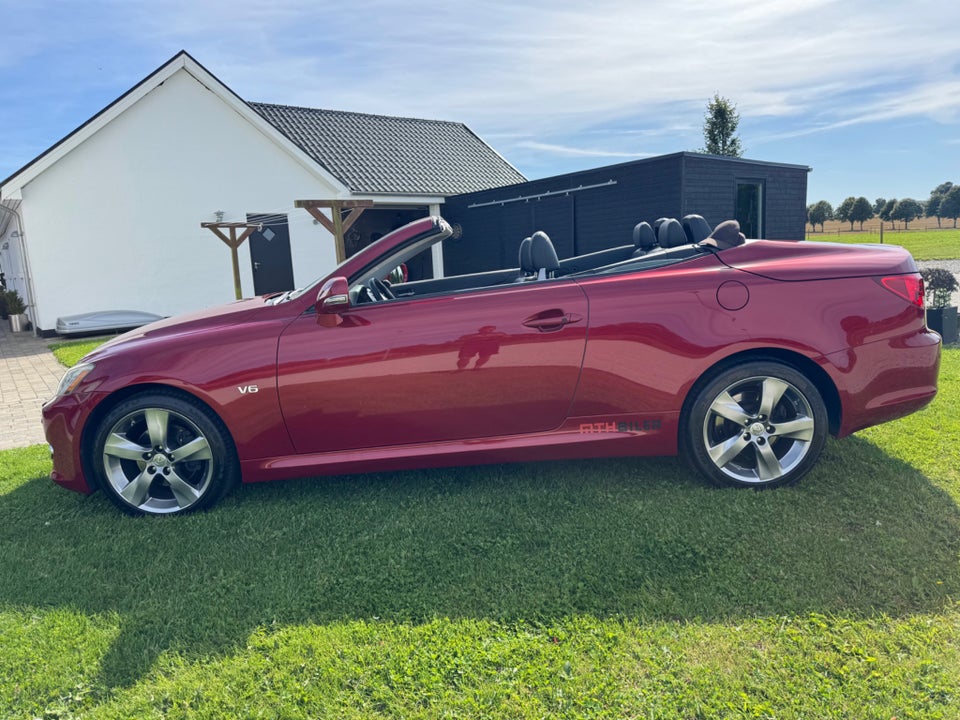 Lexus IS250C 2,5 Komfort II 2d