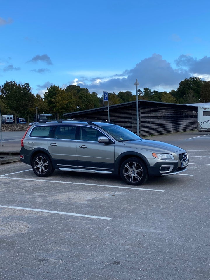 Volvo XC70 2,4 D5 215 Inscription aut. AWD 5d