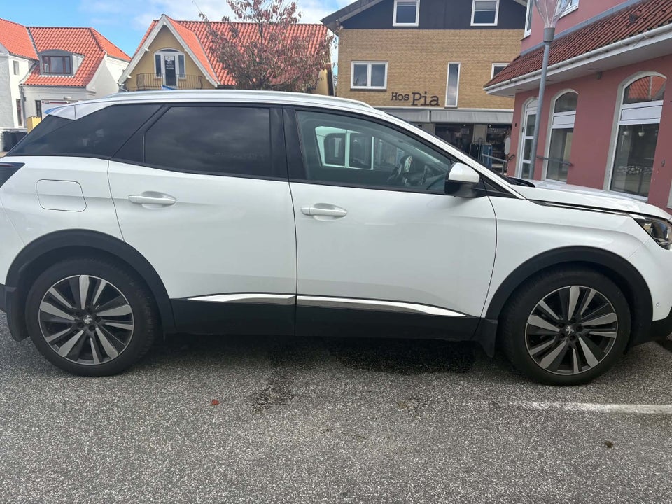 Peugeot 3008 1,6 BlueHDi 120 Allure 5d