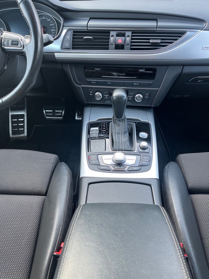 Audi A6 3,0 TDi 218 Avant quattro S-tr. 5d