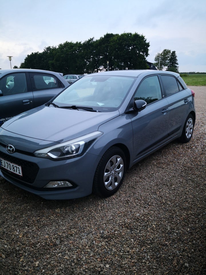Hyundai i20 1,25 Trend 5d