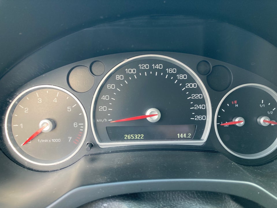 Cadillac BLS 2,0 T 175 Elegance aut. 4d