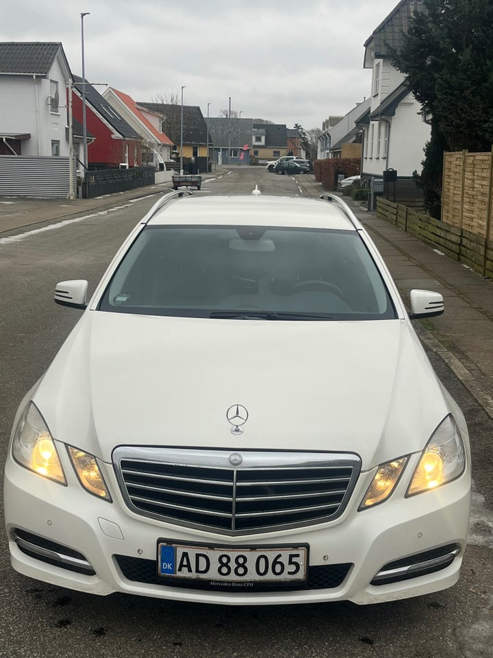 Mercedes E220 2,2 CDi Avantgarde stc. aut. 5d