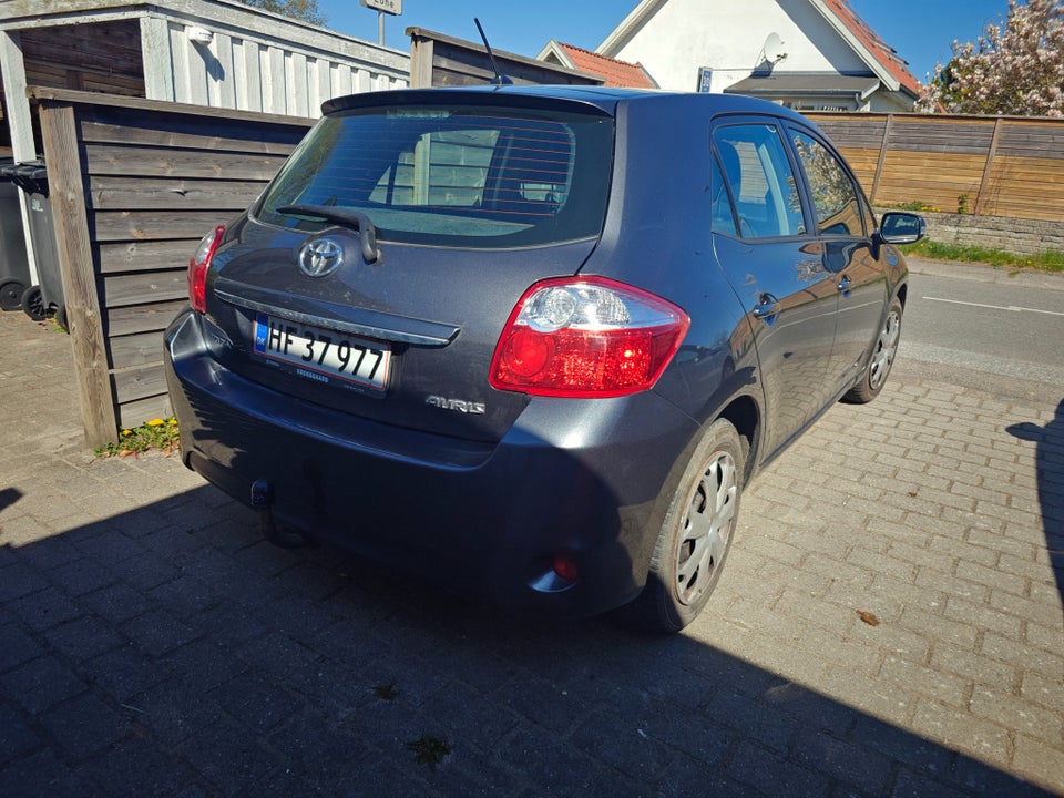 Toyota Auris 1,6 T2 5d