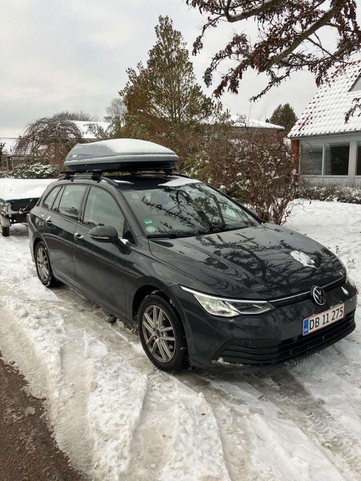 VW Golf VIII 1,5 TSi 130 Life Variant 5d