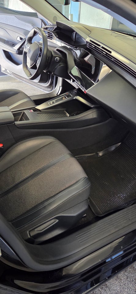 Peugeot 308 1,5 BlueHDi 130 Allure Pack SW EAT8 5d