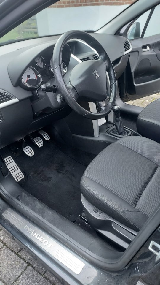 Peugeot 207 1,6 HDi 92 Comfort+ 5d