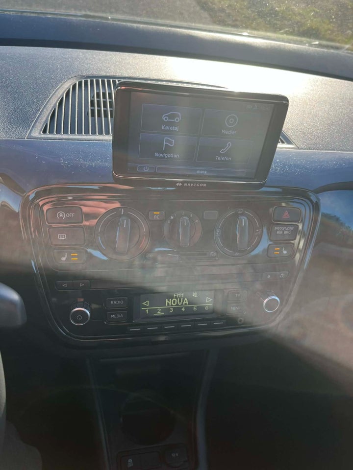 VW Up! 1,0 75 Move Up! BMT 5d