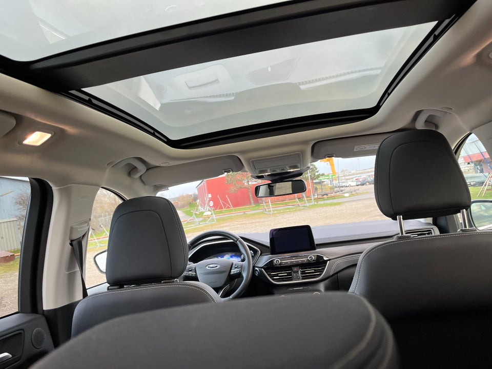 Ford Kuga 2,5 PHEV Vignale CVT 5d