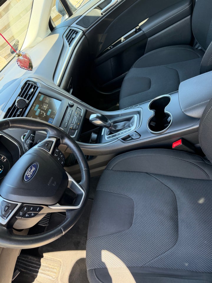 Ford Mondeo 2,0 TDCi 150 Titanium aut. 5d