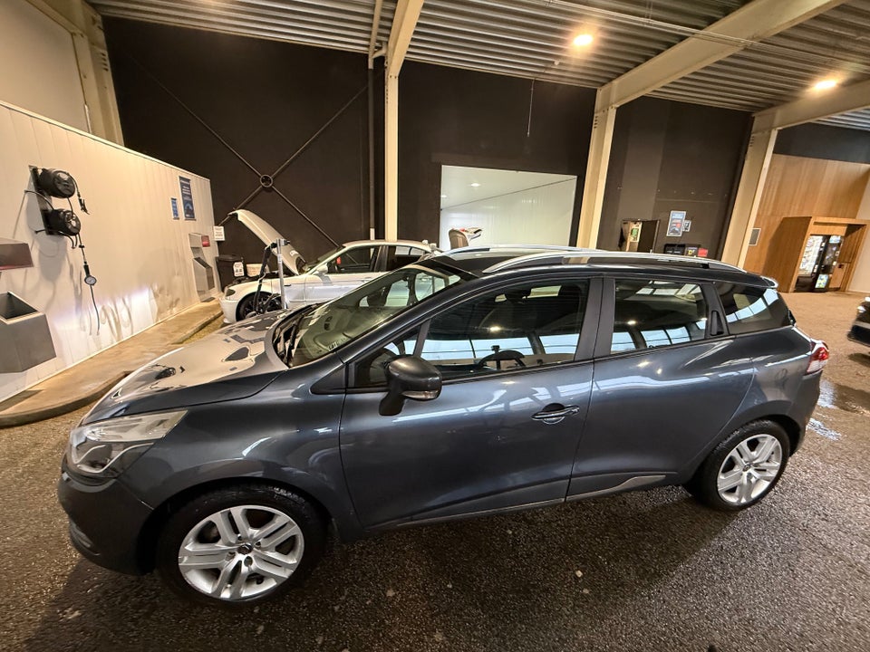 Renault Clio IV 0,9 TCe 90 Limited Sport Tourer 5d