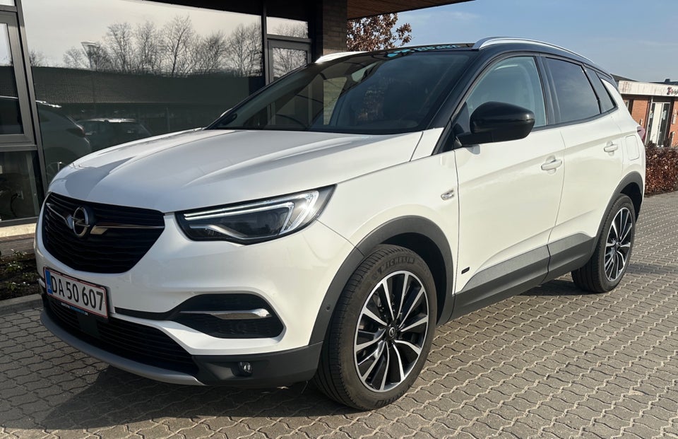 Opel Grandland X 1,6 Hybrid Ultimate aut. 5d