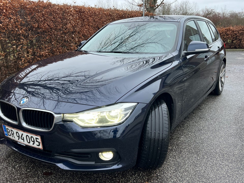 BMW 320d 2,0 Touring Advantage aut. 5d