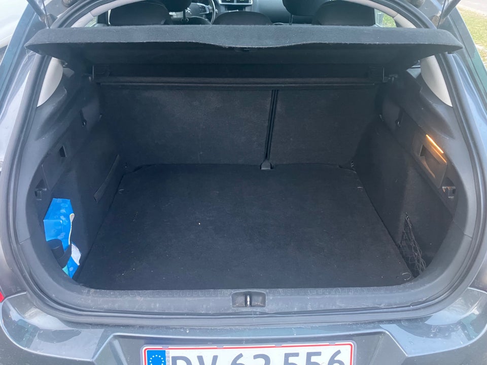 Citroën C4 1,6 HDi 92 Seduction 5d