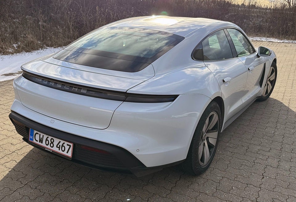 Porsche Taycan 4S Performance+ 4d