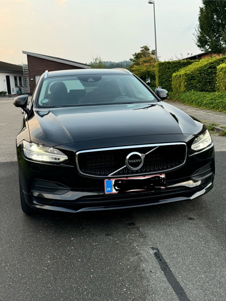 Volvo V90 2,0 D4 190 Momentum aut. 5d