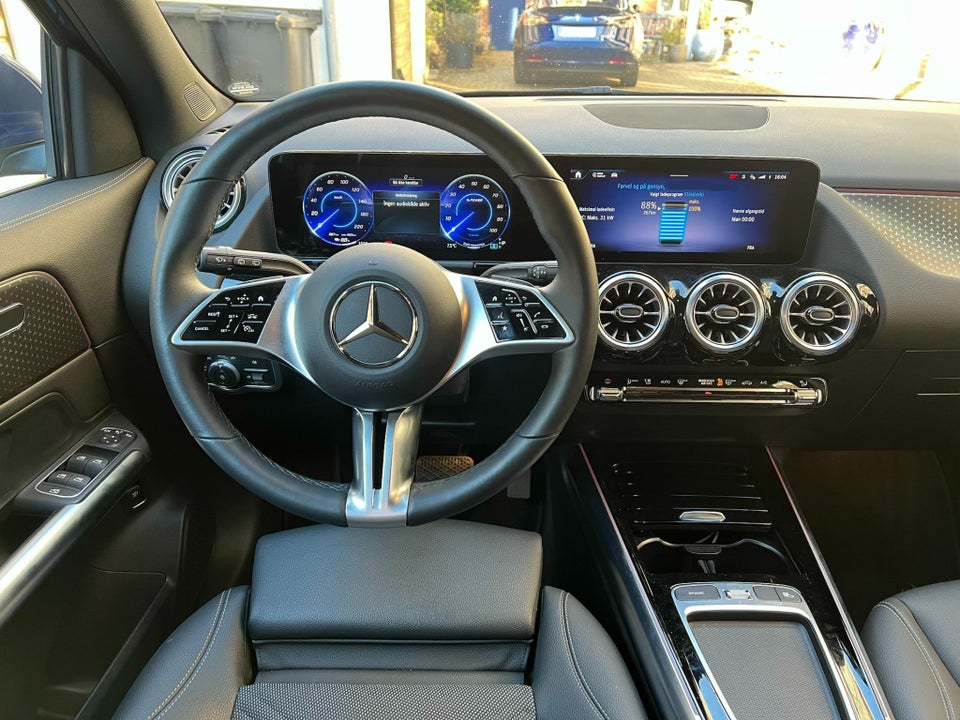 Mercedes EQA250 Progressive Advance 5d