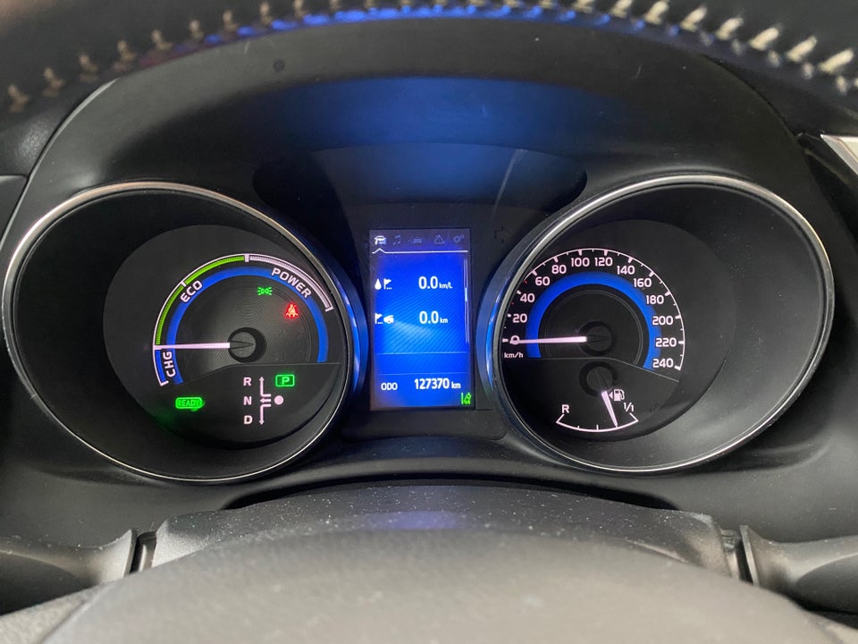 Toyota Auris 1,8 Hybrid H2 Comfort Touring Sports CVT 5d