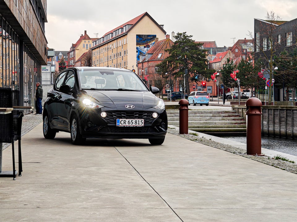Hyundai i10 1,0 MPi Essential Komfort 5d