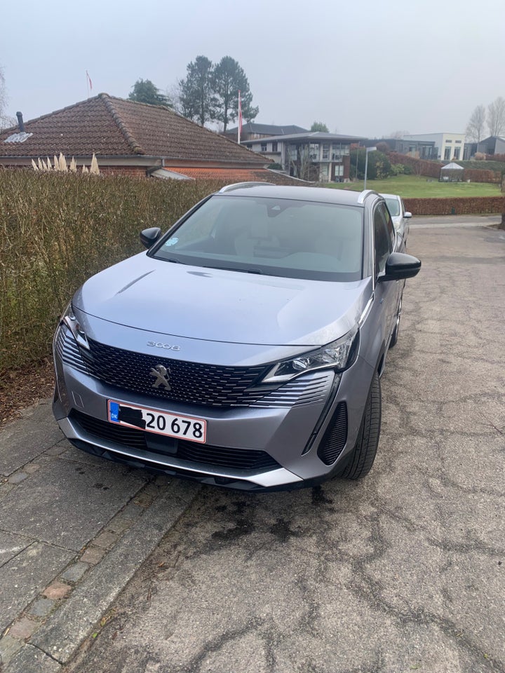 Peugeot 3008 1,6 Hybrid First GT EAT8 5d