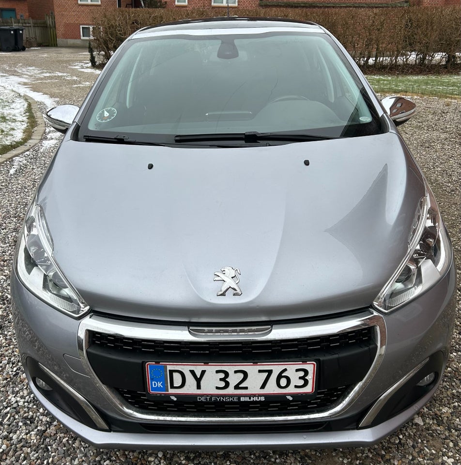 Peugeot 208 1,5 BlueHDi 100 Prestige 5d