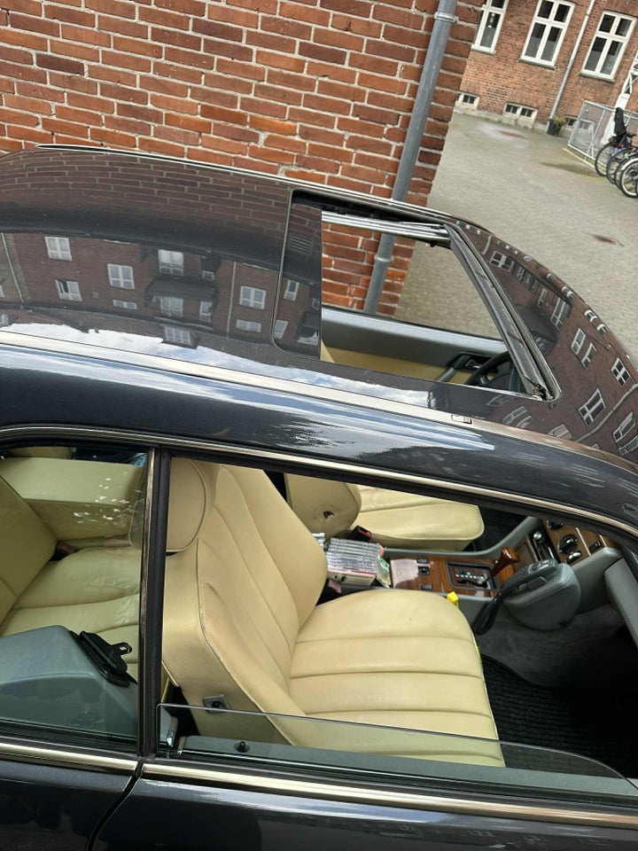 Mercedes 300 CE-24 3,0 aut. 2d