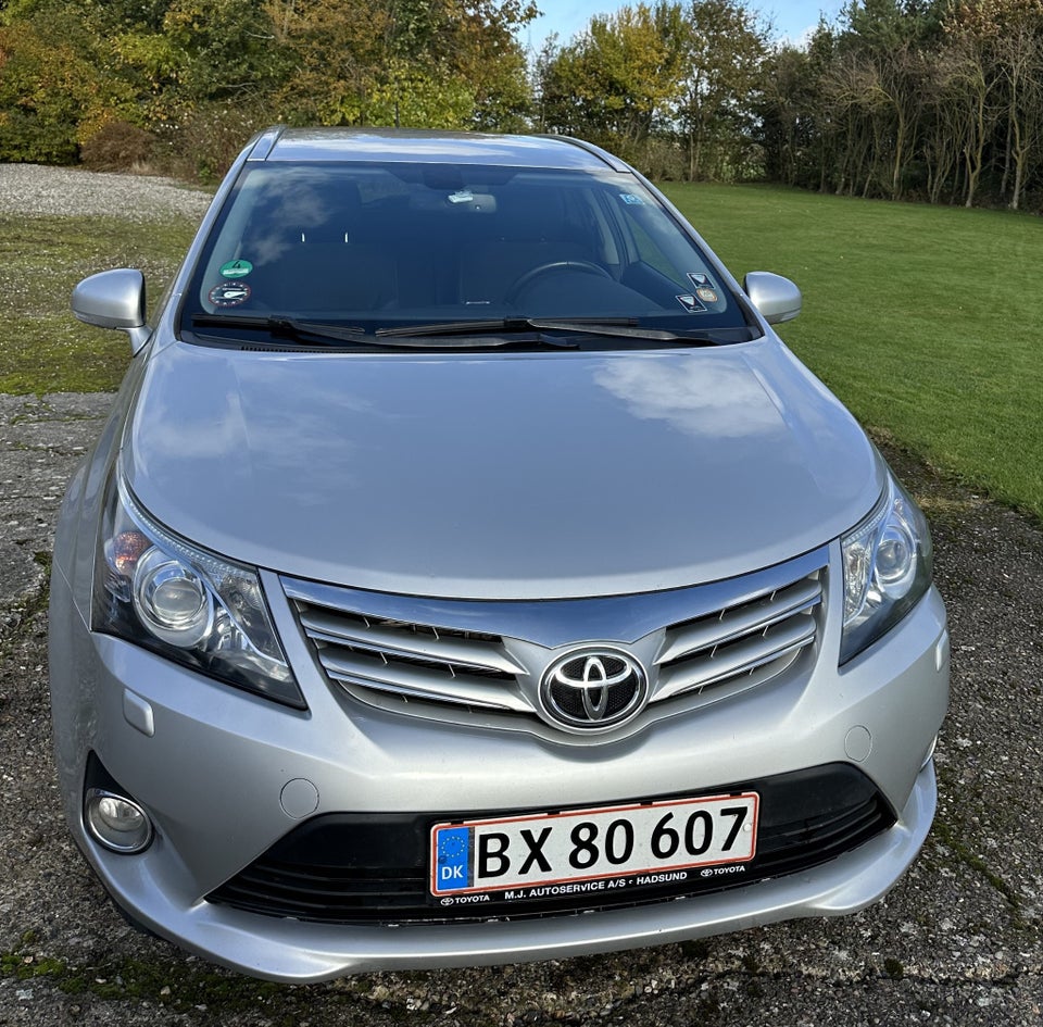 Toyota Avensis 2,0 D-4D T2 Touch stc. 5d