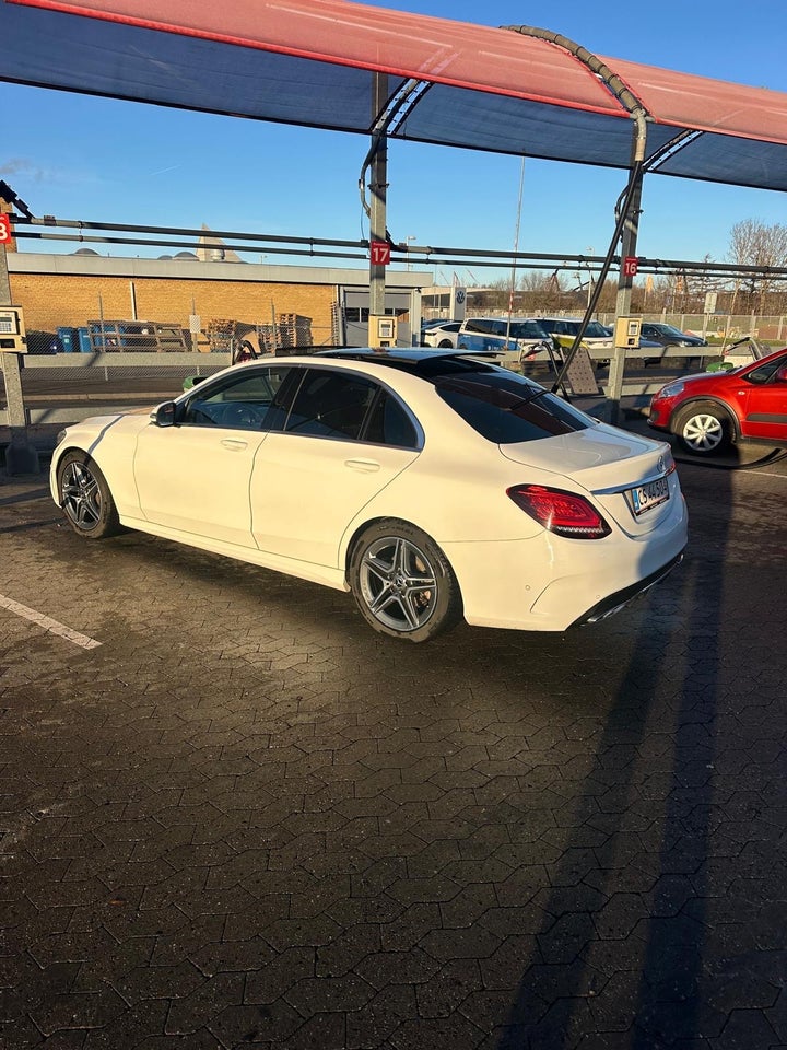 Mercedes C220 d 2,2 AMG Line stc. aut. 5d