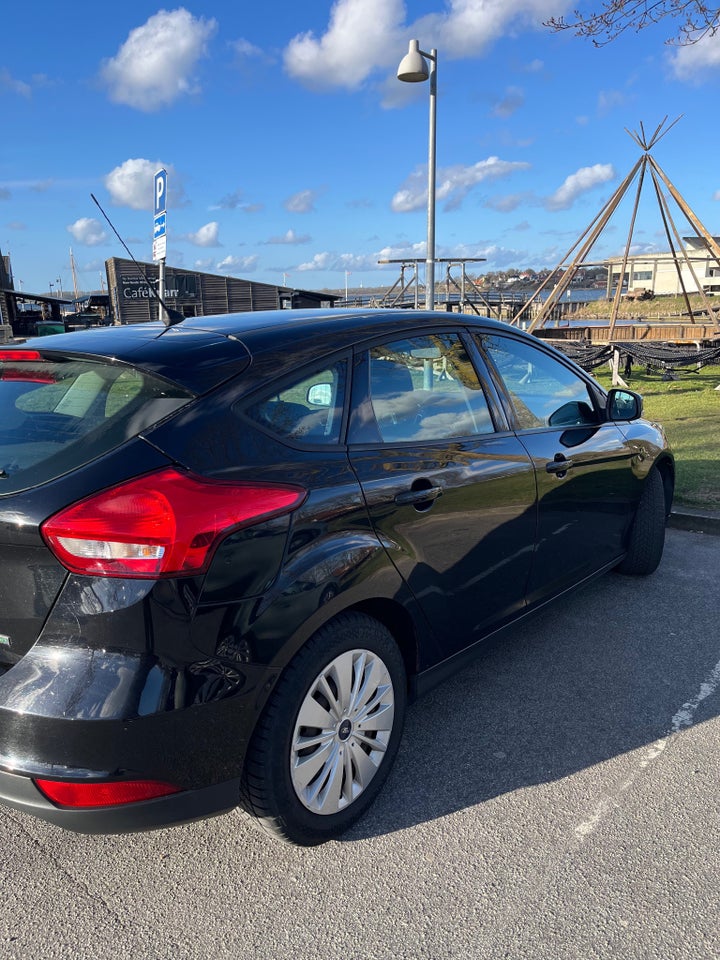 Ford Focus 1,0 SCTi 100 Trend 5d