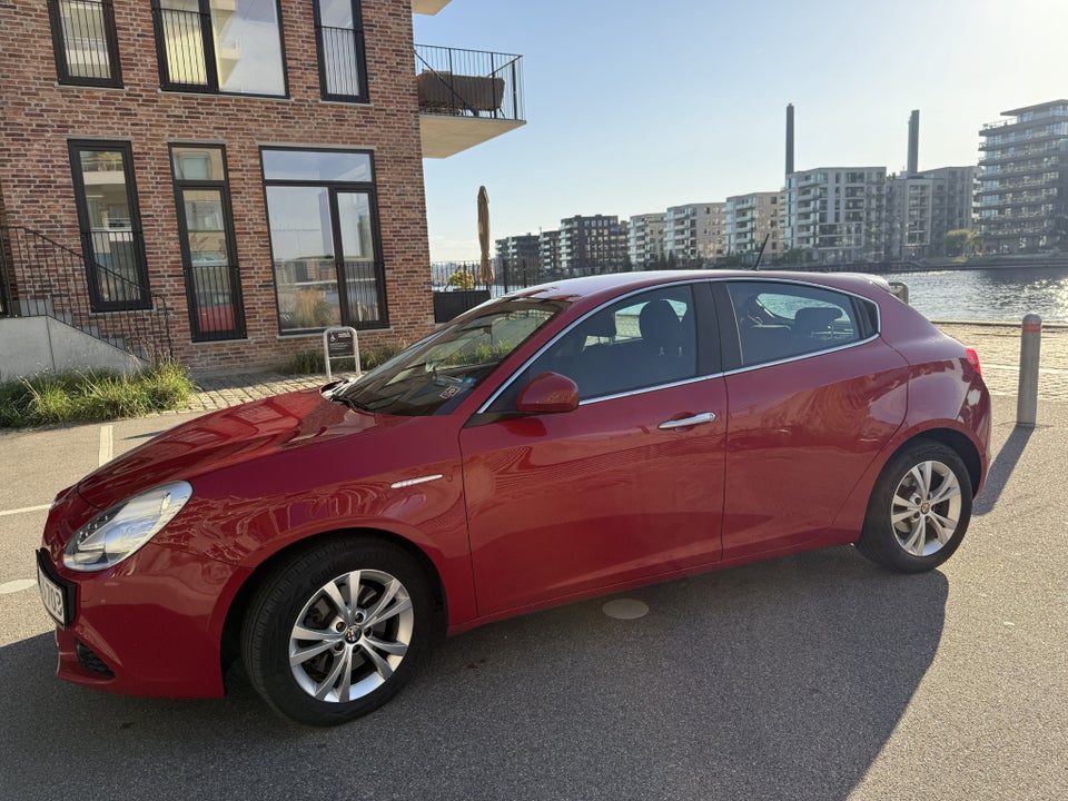 Alfa Romeo Giulietta 1,4 M-Air 170 Distinctive 5d