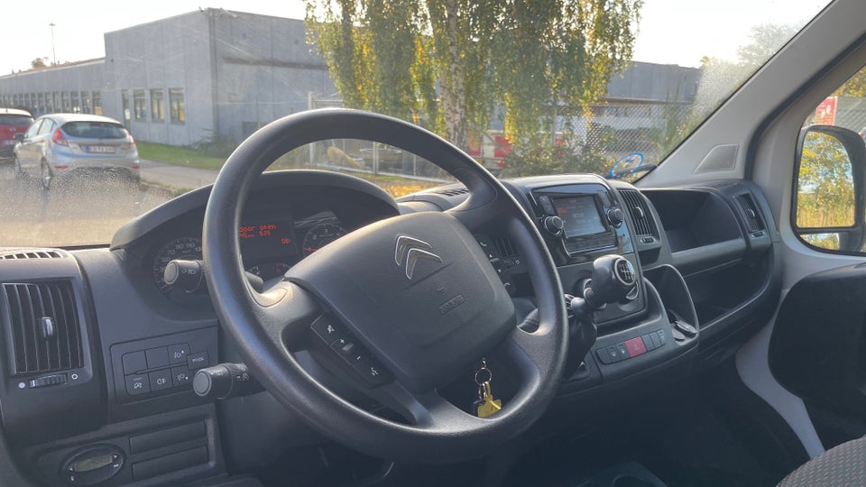 Citroën Jumper 33 2,2 BlueHDi 140 L2H2
