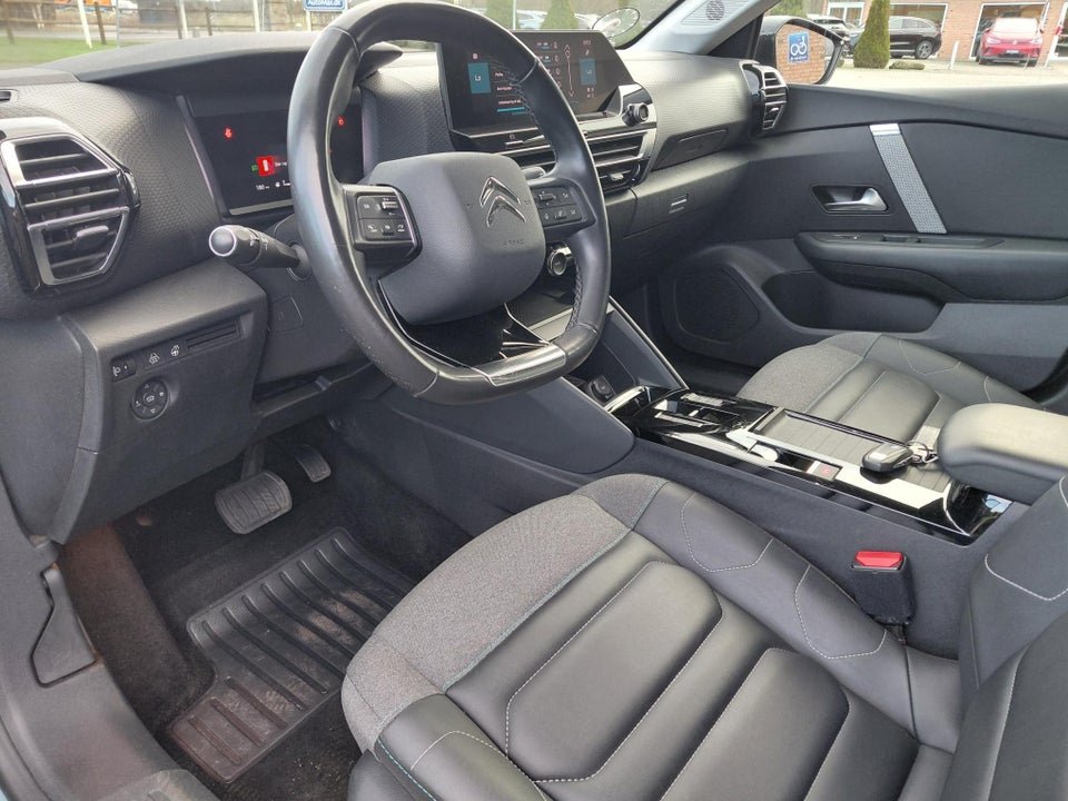 Citroën C4 1,2 PureTech 130 Shine EAT8 5d